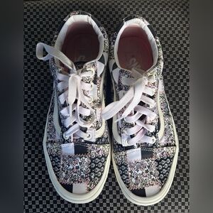 Vans Black‎ and White Speckled Sneakers Classic Skate Style